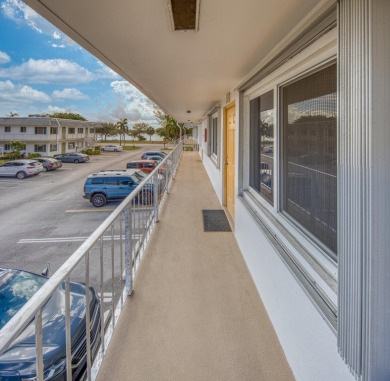 Beach Condo For Sale in Lake Worth Beach, Florida