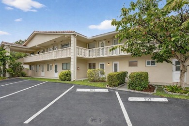 Beach Condo For Sale in Lighthouse Point, Florida