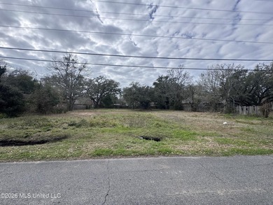Beach Lot For Sale in Pascagoula, Mississippi
