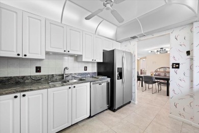 Beach Condo For Sale in Jupiter, Florida