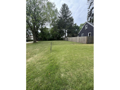 Beach Lot For Sale in South Haven, Michigan