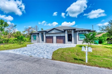 Beach Townhome/Townhouse For Sale in Englewood, Florida