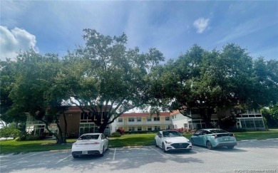 Beach Condo For Sale in Stuart, Florida