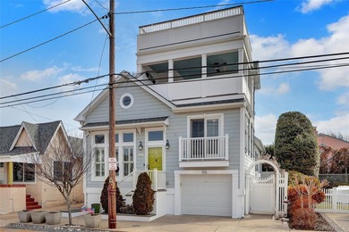 Beach Home For Sale in Point Lookout, New York