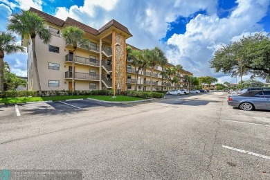 Beach Condo For Sale in Tamarac, Florida