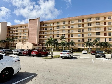 Beach Condo For Sale in Delray Beach, Florida