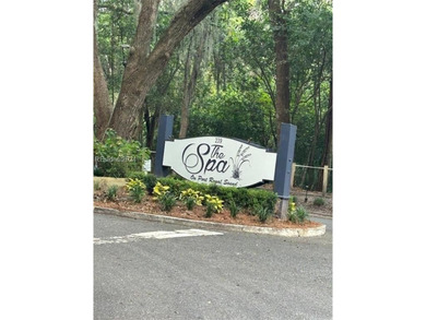 Beach Condo For Sale in Hilton Head Island, South Carolina