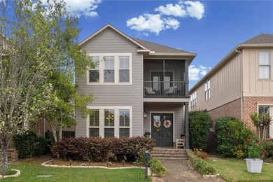 Beach Home For Sale in Fairhope, Alabama