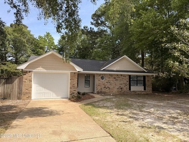 Beach Home For Sale in Ocean Springs, Mississippi
