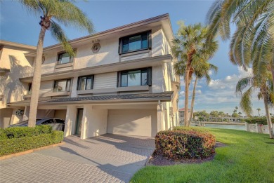 Beach Townhome/Townhouse For Sale in Clearwater, Florida