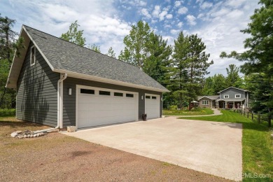 Beach Home For Sale in Marquette, Michigan