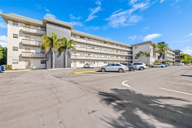 Beach Condo For Sale in Deerfield Beach, Florida