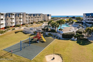Beach Condo For Sale in Atlantic Beach, North Carolina