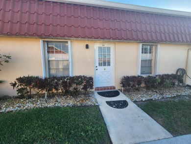 Beach Home For Sale in Lake Worth, Florida