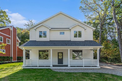 Beach Home For Sale in New Buffalo, Michigan