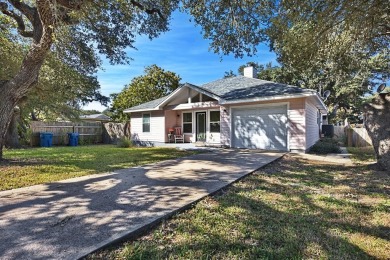 Beach Home For Sale in Rockport, Texas