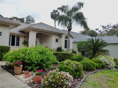 Beach Home For Sale in Homosassa, Florida