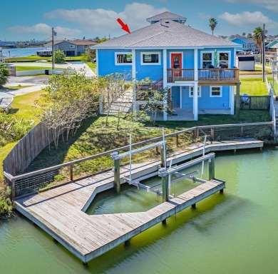 Beach Home For Sale in Rockport, Texas