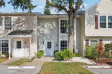 Beach Townhome/Townhouse Sale Pending in Tampa, Florida