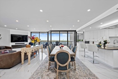 Beach Condo For Sale in North Palm Beach, Florida