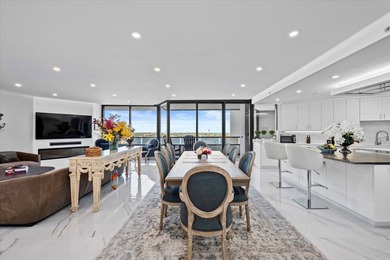 Beach Condo For Sale in North Palm Beach, Florida