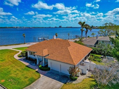 Beach Home For Sale in Bradenton, Florida