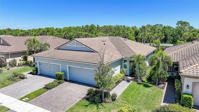 Beach Home For Sale in Venice, Florida