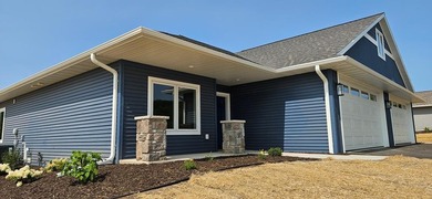 Beach Condo For Sale in Egg Harbor, Wisconsin