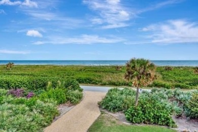 Beach Home For Sale in Jupiter Island, Florida