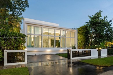Beach Home For Sale in Miami Beach, Florida