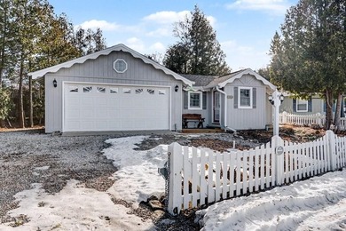 Beach Home For Sale in Sister Bay, Wisconsin