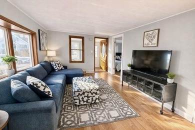 Beach Home For Sale in Milwaukee, Wisconsin