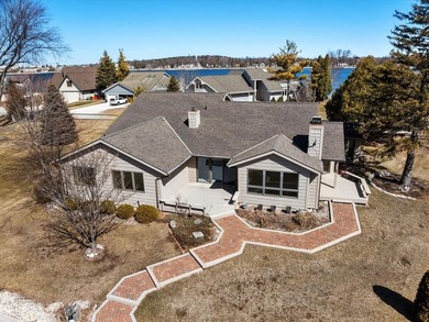 Beach Home For Sale in Sturgeon Bay, Wisconsin