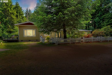 Beach Home For Sale in Florence, Oregon