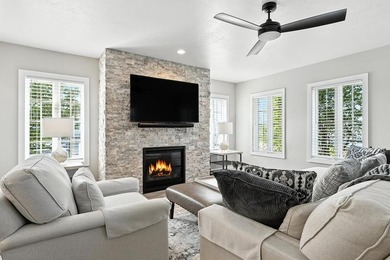Beach Condo For Sale in Sturgeon Bay, Wisconsin