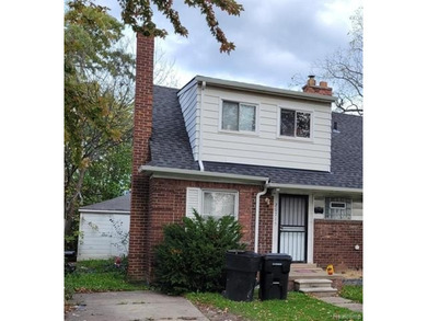 Beach Townhome/Townhouse For Sale in Detroit, Michigan