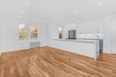 Beach Home For Sale in Bronx, New York