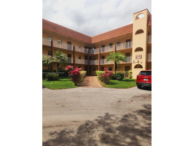 Beach Condo For Sale in Sunrise, Florida