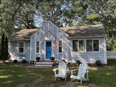 Beach Home For Sale in Laurel, New York