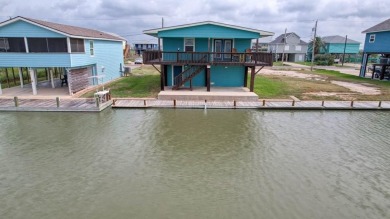 Beach Home For Sale in Rockport, Texas