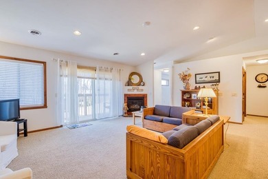 Beach Condo For Sale in Sister Bay, Wisconsin