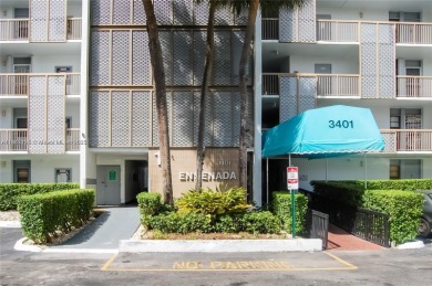 Beach Condo For Sale in Aventura, Florida