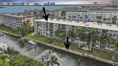 Beach Condo For Sale in North Palm Beach, Florida