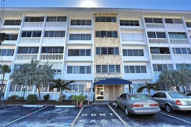 Beach Condo For Sale in Hallandale Beach, Florida