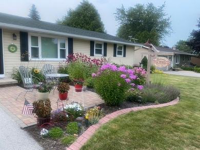 Beach Home For Sale in Sturgeon Bay, Wisconsin
