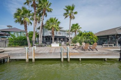 Beach Home For Sale in Rockport, Texas