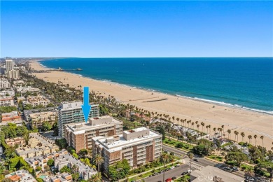 Beach Condo For Sale in Santa Monica, California