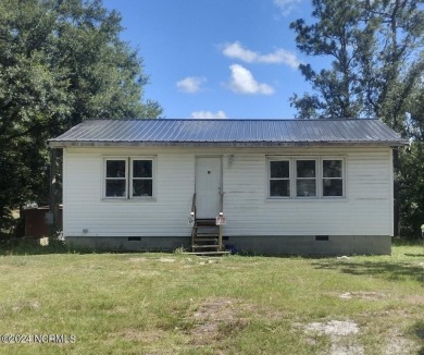 Beach Home For Sale in Southport, North Carolina