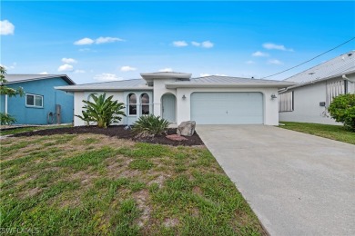 Beach Home For Sale in Matlacha, Florida