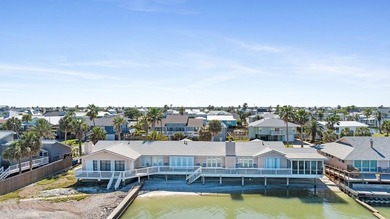 Beach Home For Sale in Rockport, Texas